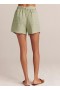  Shorts | Shorts femininos Bella Dahl com cinto e pregas frontais - Cor: Pale Palm