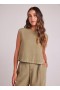 Blusa feminina Bella Dahl sem mangas, modelagem quadrada com botões nas costas - Verde Oliva Francês