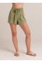  Shorts | Shorts Bella Dahl Kayla con volantes en la cintura para mujer - Color caqui militar